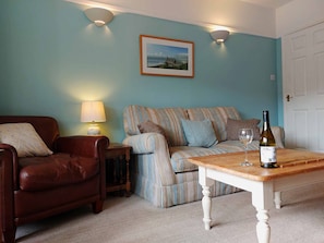 Living area - Garreg Wen ( White Stone ) family holiday home nr the beach (Barmouth)