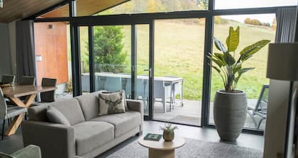 Villa 'Neuastenberg Alexander 4' with Mountain View, Shared Terrace and Wi-Fi