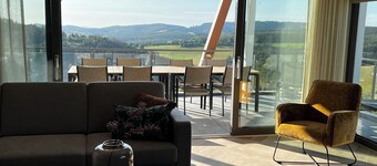 Holiday Home 'Winterberg D4' with Mountain View, Shared Terrace and Wi-Fi