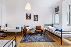 1 chambre, accès au Wi-Fi (inclus), literie fournie