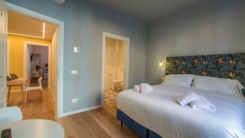 Comfort Double Room | In-room safe, desk, blackout drapes, free WiFi