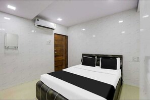 Classic Room | Free WiFi, bed sheets