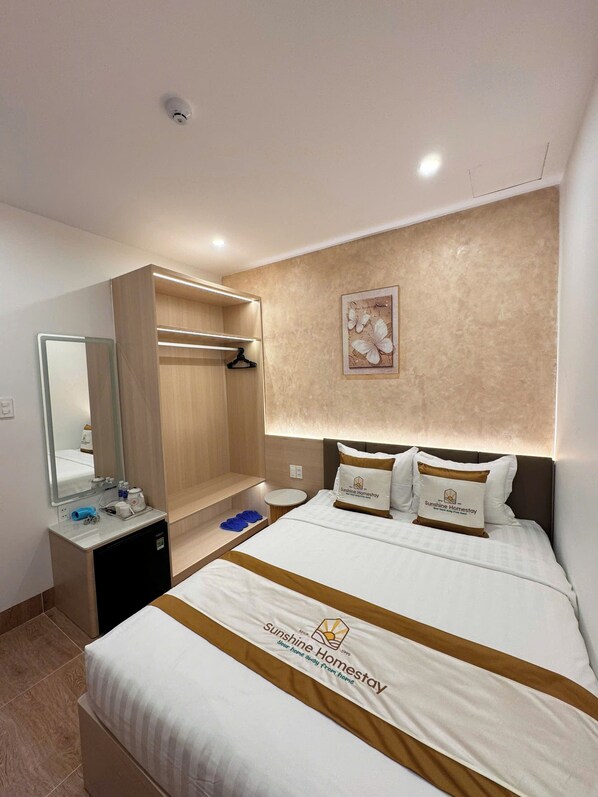 Standard Studio Suite | Soundproofing, free WiFi