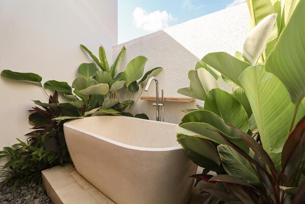 2 bedrooms, soundproofing, free WiFi