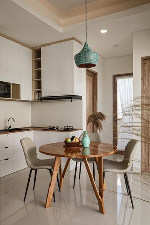 2 bedrooms, soundproofing, free WiFi - Giegie Villa (Tabanan)