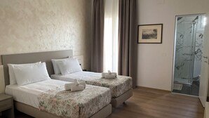 客房內保險箱、筆電工作空間、隔音、熨斗/熨衣板