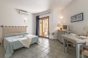 1 bedroom, travel cot, free WiFi - Casa D'orso Green Village Sardegna (Palau)