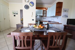 Dining - Casa Vacanze Palma — Comfort, Space and Authentic Charm in the Heart of Otranto (Otranto)