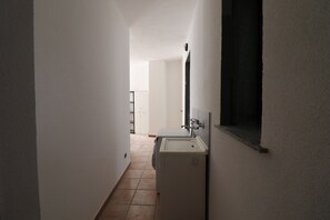 Interior - Casa Vacanze Palma — Comfort, Space and Authentic Charm in the Heart of Otranto (Otranto)