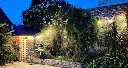 Grande maison Ă 80m du port