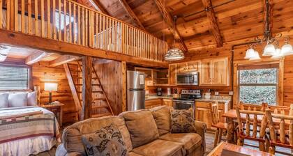 Ponca Cabin 2 - Cozy Cabin in the Heart of Ponca