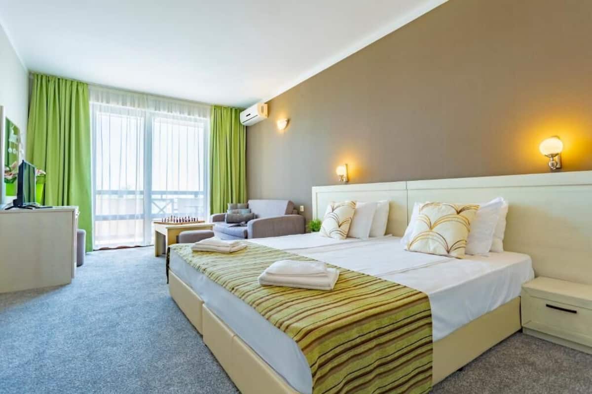 Family Double or Twin Room, Balcony, Partial Sea View | 1 bedroom, desk, laptop workspace, soundproofing
