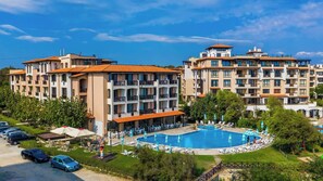 บริเวณภายนอก