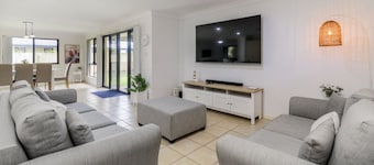 Fernando's Beach Hideaway