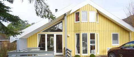 House | Bahagian luar