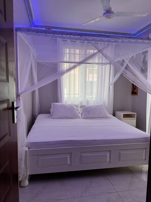 1 bedroom, iron/ironing board, WiFi, bed sheets