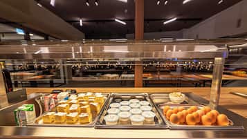 Tägliches inbegriffenes Frühstücksbuffet