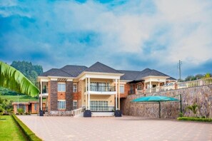 Exterior - The Georges' Residence : Deluxe Single Room
(Kabale)