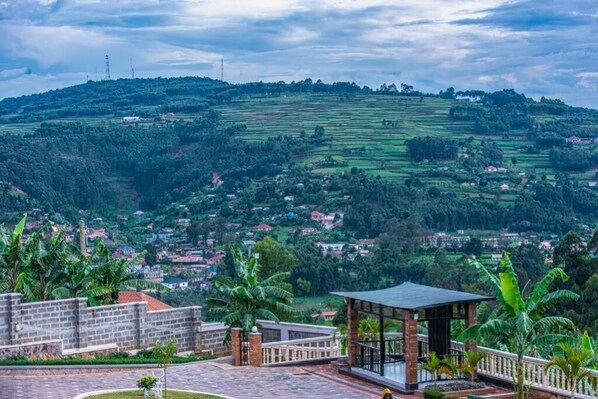 Property grounds - The Georges' Residence : Deluxe Single Room
(Kabale)