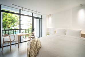 1 chambre, coffres-forts dans les chambres, fer et planche à repasser