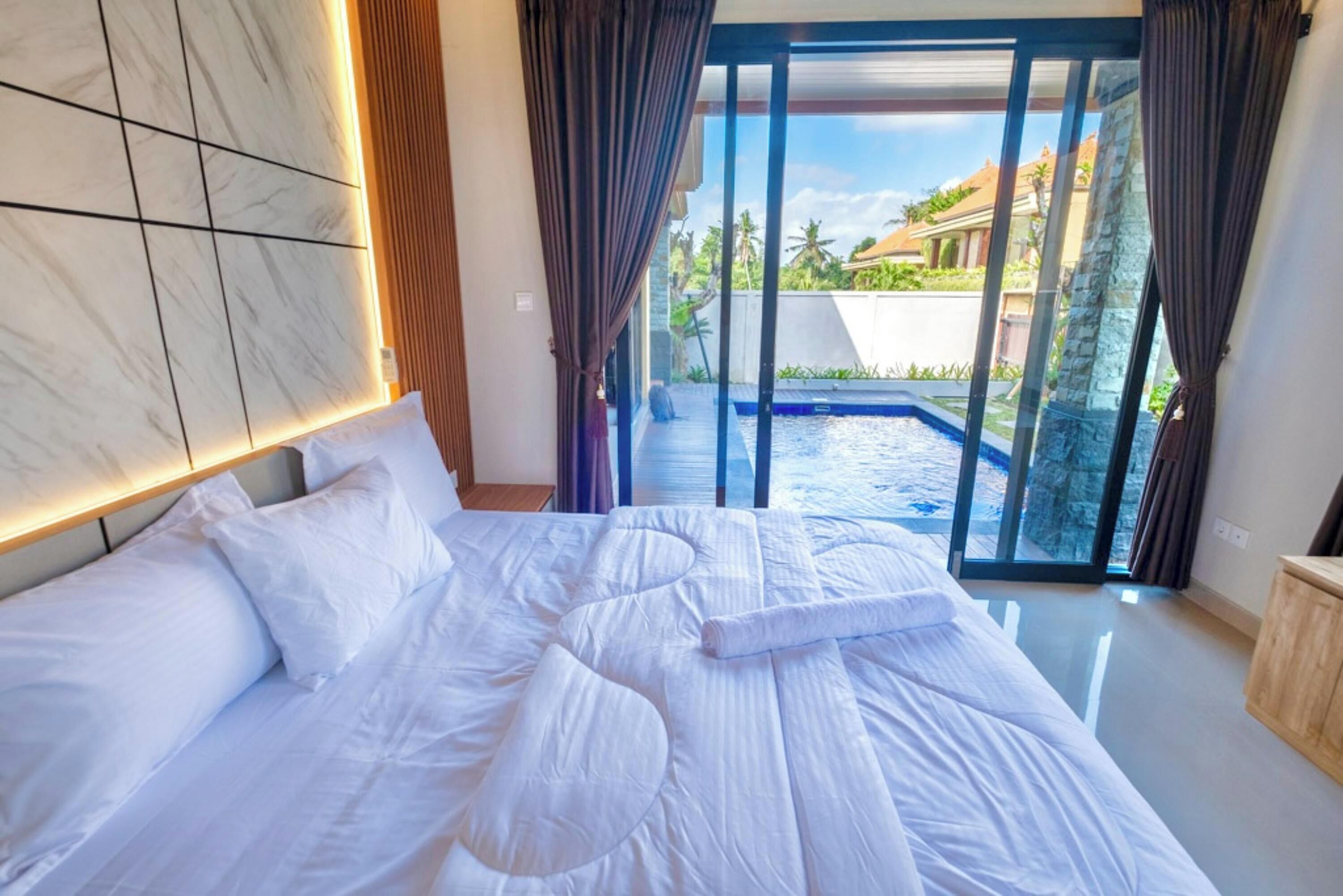 Vila Keluarga | Meja kerja