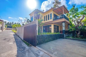 Televisión 32 pulgadas con canales de televisión por cable