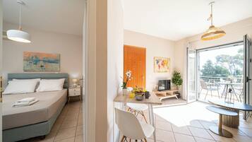 1 bedroom, iron/ironing board, free WiFi