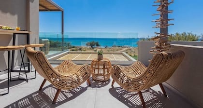 Kyma Suite is a stunning one-bedroom boutique suite