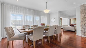 Dining - TIME SPACE - The Vintage Holiday houses (POKOLBIN)