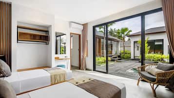 Comfort Villa, Pool View | In-room safe, iron/ironing board, free WiFi, bed sheets