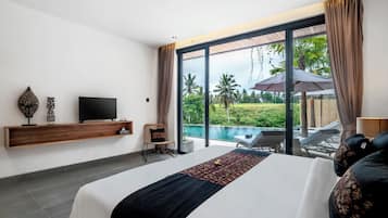 Comfort Villa, 6 Bedrooms, Pool View | View from room