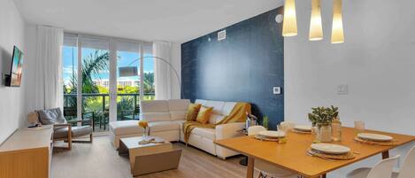 Televisie en een kantoor