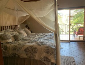 3 bedrooms, iron/ironing board, free WiFi, bed sheets - Resort-Tennis-Pickleball-3BR-Golf views (Playa Herradura)