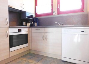 House | Private kitchen | Highchair