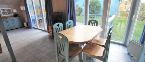 House | Dining