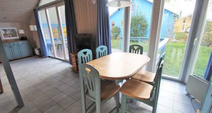 Ferienhaus mit Tollem Garten in Mirow