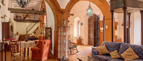 Smart TV, fireplace, DVD player, foosball