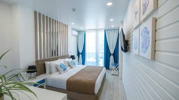 Minibar, iron/ironing board, bed sheets