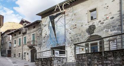 La Tana in Vione With 1 Bedrooms and 1 Bathrooms