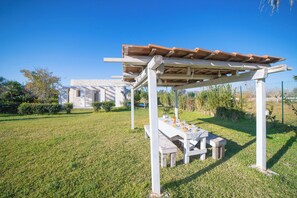 Standard Villa, Multiple Bedrooms, 2 Bathrooms (Villa Assunta With Pool Near The Sea) | Outdoor dining