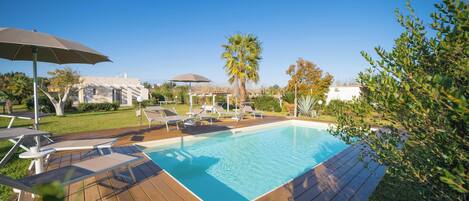 Piscina externa sazonal