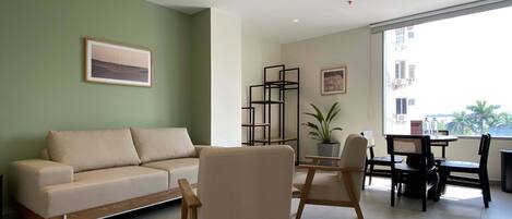 Televisión, oficina