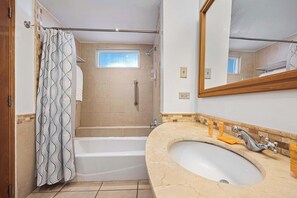 Shower, hair dryer - Condado | Beach View Balcony  | Condado Beach (San Juan)