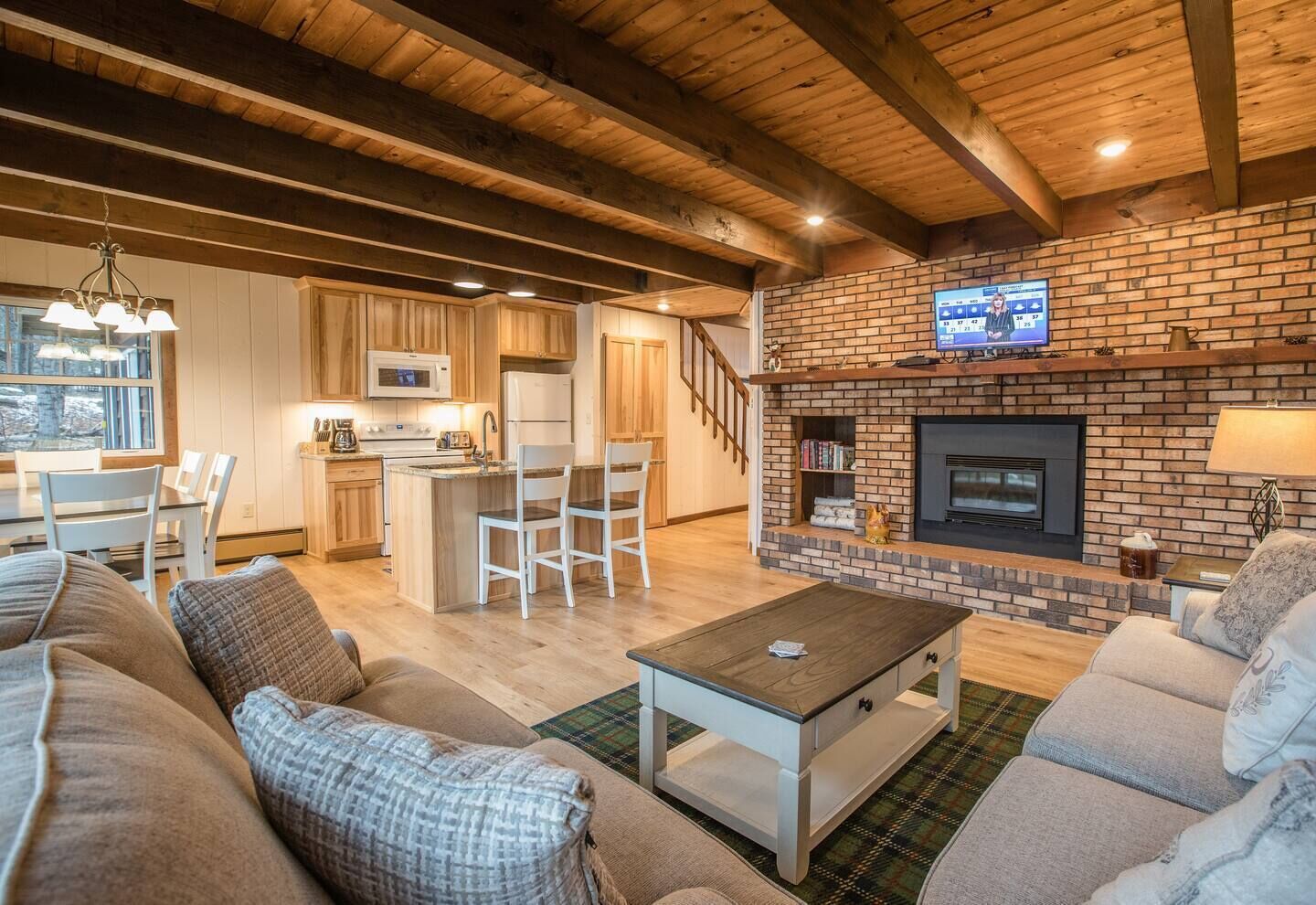 Televisor intel·ligent i llar de foc 