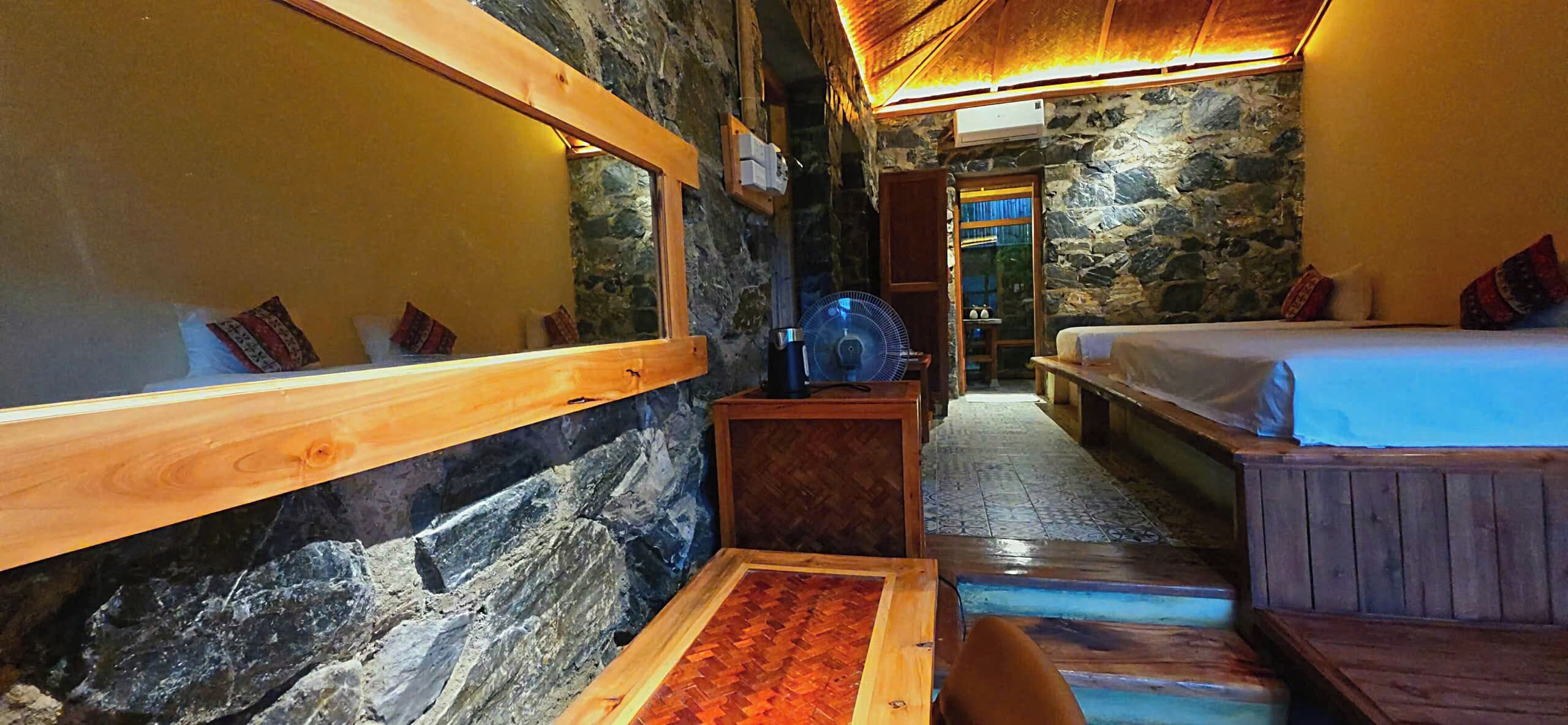 Escrivaninha, espaço de trabalho para notebook, Wi-Fi de cortesia