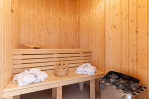 House | Sauna