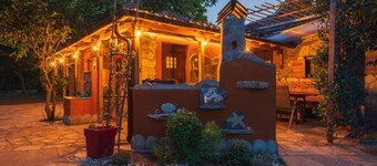 The Pirates Lodge-Chill-out near the beach