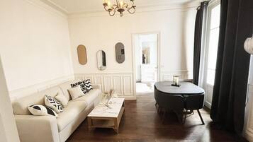 Apartment | Living area