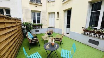Apartment | Terrace/patio