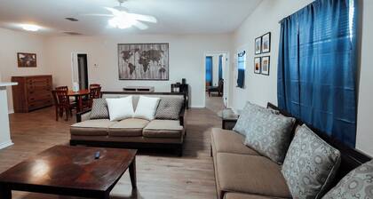 Central 2 BD Home-Min to Refineries & Airport-Ext